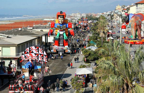Glamorous Masquerade: Italy's Dramatic Carnival - Sputnik International