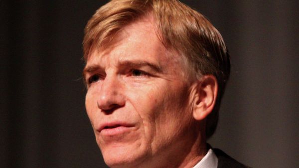 Ivan Eland at a political conference in Reno, Nevada - Sputnik International