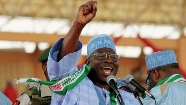 Nigerian President Goodluck Jonathan addresses party supporters during his 2015 presidential election campaign in Gombe February 2, 2015 - Sputnik International