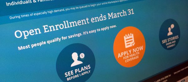 This March 1, 2014 file photo shows part of the website for HealthCare.gov, seen in Washington. President Barack Obama’s health care law has become a tale of two Americas. States that fully embraced the law’s coverage expansion are experiencing a significant drop in the share of their residents who remain uninsured, according to an extensive new poll released Tuesday. States whose leaders still object to “Obamacare” are seeing much less change. - Sputnik International