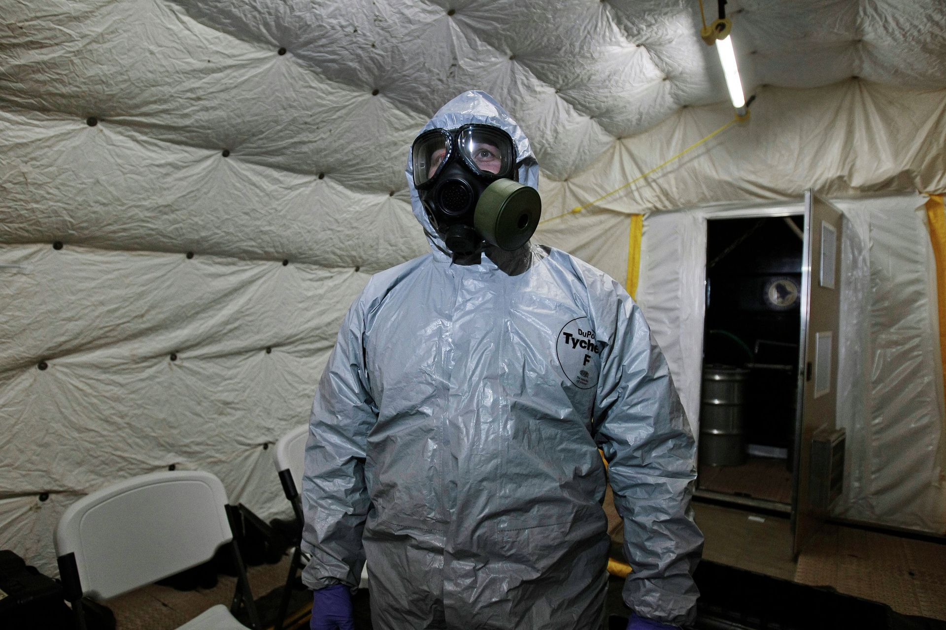 A chemical protection suit - Sputnik International, 1920, 13.12.2021