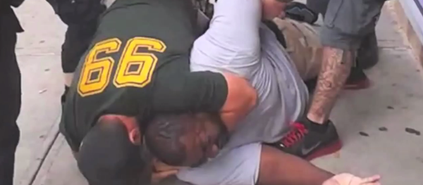 A New York grand jury decided not to indict NYPD officer Daniel Pantaleo, who was involved in the chokehold of Eric Garner in Staten Island, New York. - Sputnik International