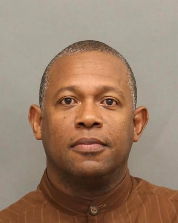 Pastor Wayne Marlon Jones arrested and charged for sexual assault during exorcism  - Sputnik International