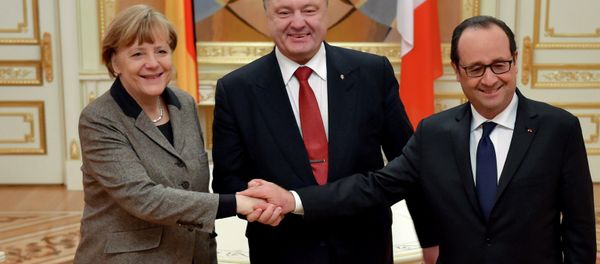 Petro Poroshenko, Francois Hollande and Angela Merkel held a phone conversation ahead of a ceasefire in southeastern Ukraine and stressed that all parties involved in the Ukrainian conflict should observe the obligations they accepted during peace talks in Minsk earlier this week. Petro Poroshenko, Francois Hollande and Angela Merkel held a phone conversation ahead of a ceasefire in southeastern Ukraine and stressed that all parties involved in the Ukrainian conflict should observe the obligations they accepted during peace talks in Minsk earlier this week. - Sputnik International