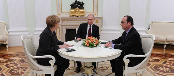 Russian President Vladimir Putin holds meeting with FRG Chancellor Angela Merkel and President of France Francois Hollande Russian President Vladimir Putin holds meeting with FRG Chancellor Angela Merkel and President of France Francois Hollande - Sputnik International