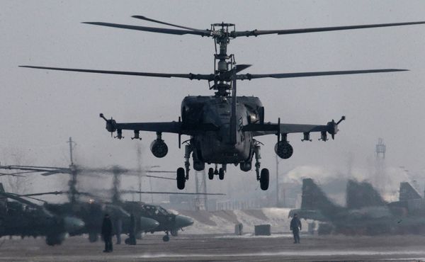 Ka-52 Attack Helicopter: Fly Like a Butterfly, Sting Like an Alligator Ka-52 Attack Helicopter: Fly Like a Butterfly, Sting Like an Alligator - Sputnik International