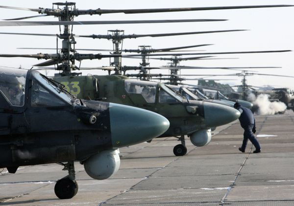 Ka-52 Attack Helicopter: Fly Like a Butterfly, Sting Like an Alligator Ka-52 Attack Helicopter: Fly Like a Butterfly, Sting Like an Alligator - Sputnik International