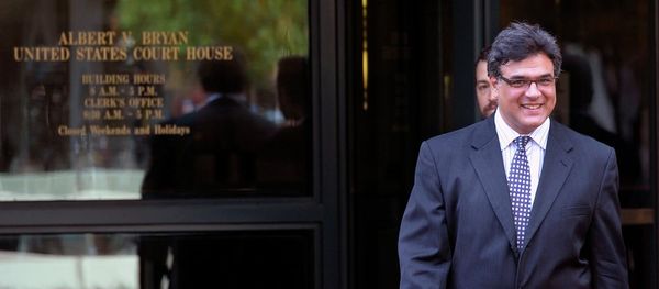 Former CIA officer John Kiriakou leaves U.S. District Courthouse in Alexandria, Va., Tuesday, Oct. 23, 2012, after pleading guilty, in a plea deal, to leaking the names of covert operatives to journalists. Former CIA officer John Kiriakou leaves U.S. District Courthouse in Alexandria, Va., Tuesday, Oct. 23, 2012, after pleading guilty, in a plea deal, to leaking the names of covert operatives to journalists. - Sputnik International