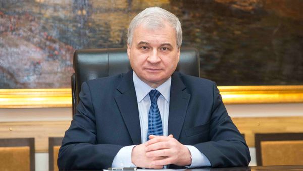 Russian Ambassador to China Andrei Deniso - Sputnik International