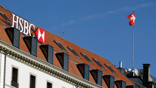 A HSBC logo is pictured at a Swiss branch of the bank, in Geneva February 9, 2015 A HSBC logo is pictured at a Swiss branch of the bank, in Geneva February 9, 2015 - Sputnik International