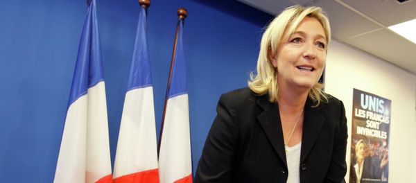 France's National Front political party head Marine Le Pen arrives to attend a news conference at the party headquarters in Nanterre near Paris February 6, 2015 - Sputnik International