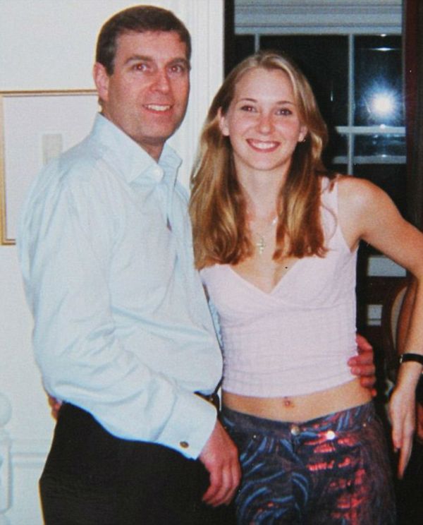 Virginia Roberts alleged that she was 17 when she was forced to have sex with Prince Andrew, pictured here with Roberts in early 2001. - Sputnik International