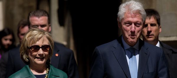 As US prosecutors consider filing criminal charges against UK-based HSBC for aiding tax evaders, several major donors to a Clinton-family foundation are revealed to have ties to the bank’s controversial Swiss division. As US prosecutors consider filing criminal charges against UK-based HSBC for aiding tax evaders, several major donors to a Clinton-family foundation are revealed to have ties to the bank’s controversial Swiss division. - Sputnik International