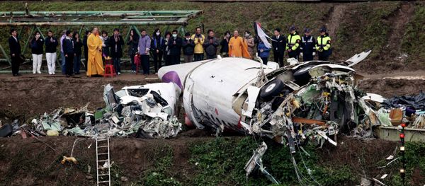 TransAsia Airways plane crash - Sputnik International