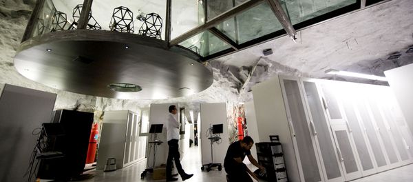 A man walks inside the Pionen high-security computer storage facility of Swedish Bahnhof , one of the companies to host WikiLeaks servers in Stockholm, Sweden. (File) - Sputnik International