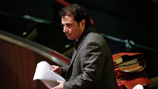 Captain of the Costa Concordia cruise liner Francesco Schettino prepares to read a speech during his trial in Grosseto February 11, 2015. Captain of the Costa Concordia cruise liner Francesco Schettino prepares to read a speech during his trial in Grosseto February 11, 2015. - Sputnik International