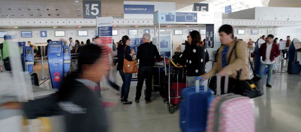 Charles de Gaulle airport - Sputnik International