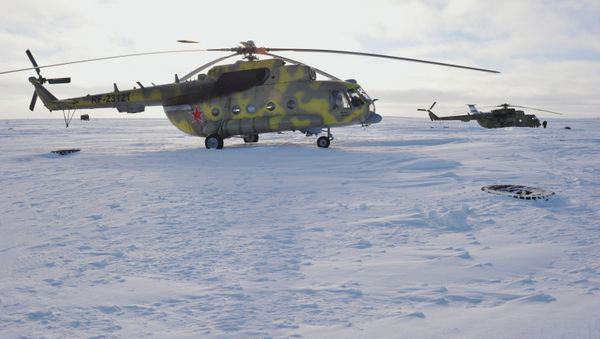 A Mil Mi-8 helicopter at the Nagurskoye border post of the Arkhangelsk Region FSB Border Department. - Sputnik International