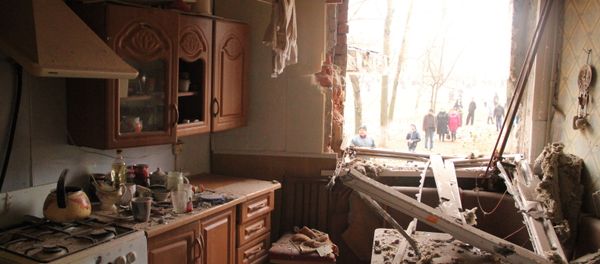 An apartment in the residential building on Bessonova Street, destroyed in the Ukrainian army's shelling of the town of Horlivka - Sputnik International