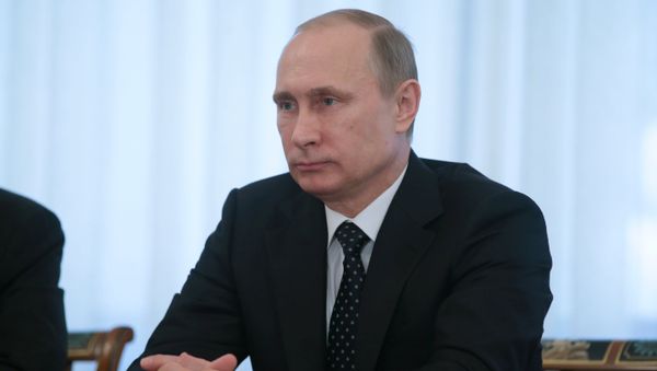 Vladimir Putin meets with Vladimir Putin meets with - Sputnik International