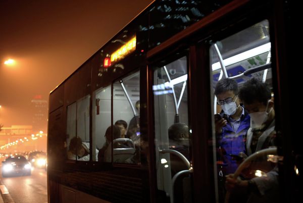 Hazy Sights of China Covered in Smog - Sputnik International