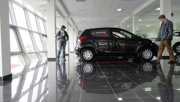 Laura car dealership in Sochi - Sputnik International
