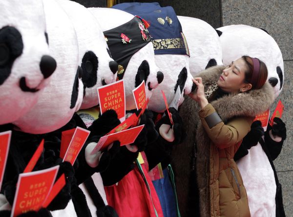 A Warm Welcome to the Blue Sheep: World Celebrates Chinese New Year 2015 - Sputnik International