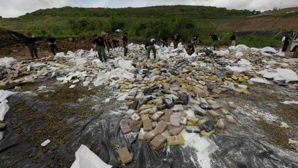 Ecuador authorities seized about a ton of cocaine en route to Galapagos Islands. The country has become a transit territory for drug trafficking because of its location between Colombia and Peru, two major cocaine-producing countries. Ecuador authorities seized about a ton of cocaine en route to Galapagos Islands. The country has become a transit territory for drug trafficking because of its location between Colombia and Peru, two major cocaine-producing countries. - Sputnik International