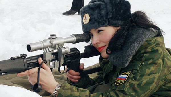 Miss Shoulder-Straps beauty contest finalist - Sputnik International
