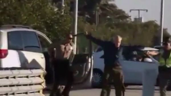 An elderly man was shocked by police on Sunday - Sputnik International