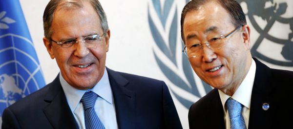 Russian Foreign Minister Sergey Lavrov (L) meets with United Nations Secretary General Ban Ki-moon after Lavrov addressed the U.N. Security Council at U.N. headquarters in New York, February 23, 2015 - Sputnik International