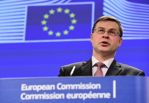 European Commission Touts Strategy for Digital Euro Rollout, Mulling Safeguards Against Crypto Risks European Commission Touts Strategy for Digital Euro Rollout, Mulling Safeguards Against Crypto Risks - Sputnik International