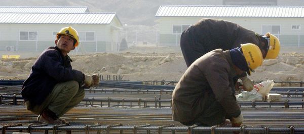 North Korean workers construct a factory in the Kaesong Industrial Complex, north of the inter-Korean border, North Korea (file photo) North Korean workers construct a factory in the Kaesong Industrial Complex, north of the inter-Korean border, North Korea (file photo) - Sputnik International