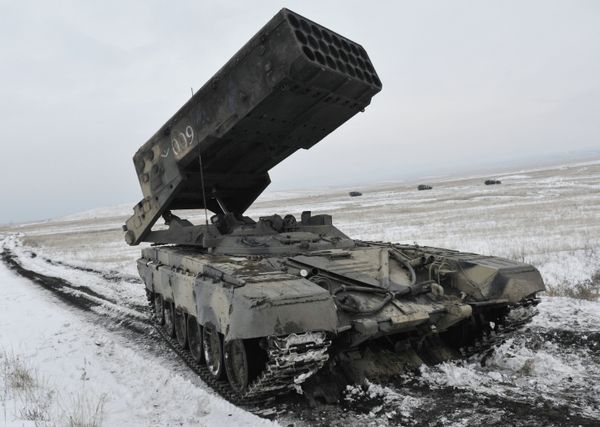The TOS-1A variant of the TOS-1 'Buratino' (Pinocchio) heavy flamethrower, nicknamed the 'Solntsepyok' (Sun Heat). The TOS-1A variant of the TOS-1 'Buratino' (Pinocchio) heavy flamethrower, nicknamed the 'Solntsepyok' (Sun Heat). - Sputnik International