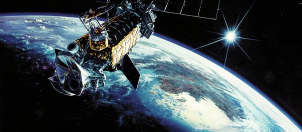 Defense Meteorological Satellite Program Primary function: Collect terrestrial, space en- vironment and Earth surface data. Dimensions: Approximately 14 ft. long. Weight: 2,545 lbs., includ- ing 592-pound sensor payload. - Sputnik International