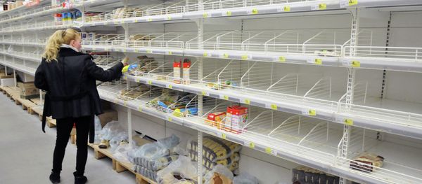 Hype at grocery stores in Lviv - Sputnik International