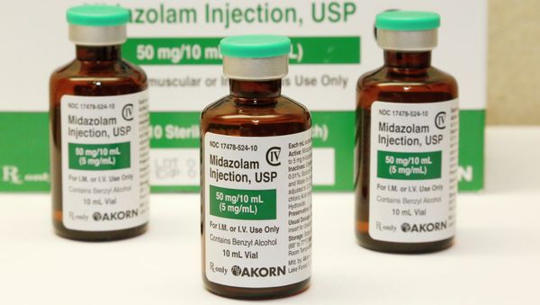 Oklahoma plans to resume executions Thursday, Jan. 15, 2015, after botching its last one and will use the same three-drug method as a Florida lethal injection scheduled for the same day. The drug mixture begins with the sedative midazolam and includes the same drugs used in Oklahoma’s botched execution of Clayton Lockett, who writhed on the gurney and moaned after he’d been declared unconscious. Oklahoma plans to resume executions Thursday, Jan. 15, 2015, after botching its last one and will use the same three-drug method as a Florida lethal injection scheduled for the same day. The drug mixture begins with the sedative midazolam and includes the same drugs used in Oklahoma’s botched execution of Clayton Lockett, who writhed on the gurney and moaned after he’d been declared unconscious. - Sputnik International