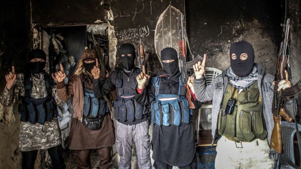 Members of al-Qaeda with covered face from different nationalities - Sputnik International