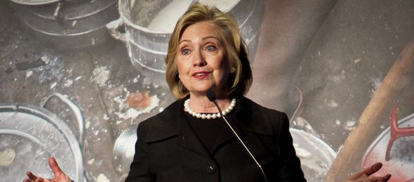 Hillary Rodham Clinton, former US Secretary of State, speaks during her keynote remarks at the Global Alliance for Clean Cookstoves summit Hillary Rodham Clinton, former US Secretary of State, speaks during her keynote remarks at the Global Alliance for Clean Cookstoves summit - Sputnik International