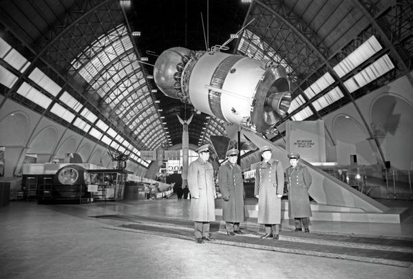 The Original Space Cowboys: Gagarin and His Team The Original Space Cowboys: Gagarin and His Team - Sputnik International