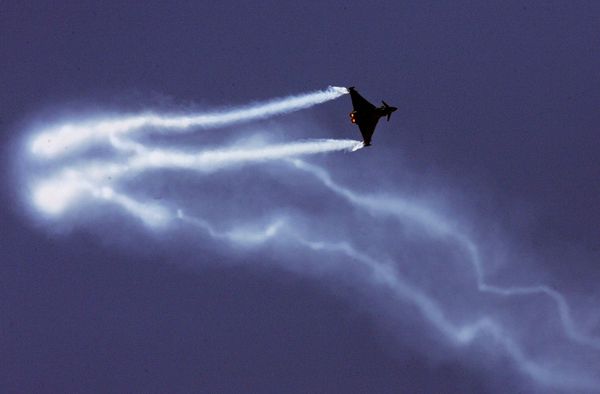 The Italian helicopter and weapons systems’ producer Finmechanica has gained 2.7%. - Sputnik International