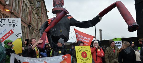 Mr Frackhead a giant puppet representing the global fracking industry, is seen at an anti-fracking protest in Preston, north west England, on January 28, 2015 Mr Frackhead a giant puppet representing the global fracking industry, is seen at an anti-fracking protest in Preston, north west England, on January 28, 2015 - Sputnik International