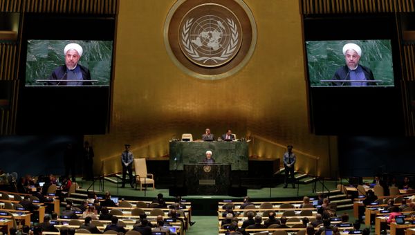 A United Nations resolution to lift sanctions on Iran is under consideration by major global powers, in a move that would thwart attempts to backtrack on agreements that might be reached in the round of negotiations currently underway, Reuters reports. - Sputnik International