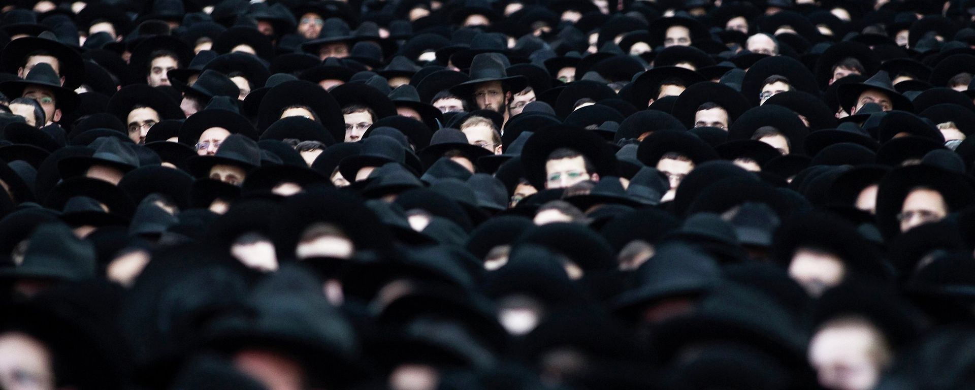 Ultra-Orthodox Jews take part in a rally supporting the United Torah Judaism party in Bnei Brak near Tel Aviv  - Sputnik International, 1920, 01.03.2021
