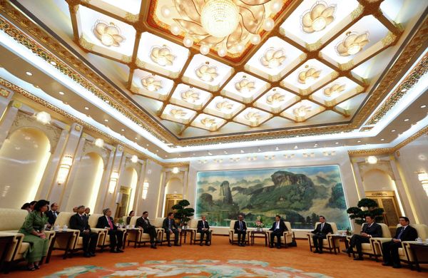 China's President Xi Jinping (4th R) meets with the guests at the Asian Infrastructure Investment Bank (AIIB) launch ceremony at the Great Hall of the People in Beijing in this October 24, 2014 China's President Xi Jinping (4th R) meets with the guests at the Asian Infrastructure Investment Bank (AIIB) launch ceremony at the Great Hall of the People in Beijing in this October 24, 2014 - Sputnik International