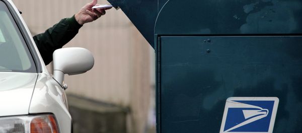 After reporters discovered a hidden camera outside of a Denver-area post office, it was quickly, quietly, and unexplainably removed. - Sputnik International