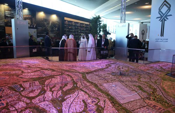 A model of a planned new capital for Egypt is displayed for investors at the opening of the Egypt Economic Development Conference (EEDC) in Sharm el-Sheikh, in the South Sinai governorate, about 550 km (342 miles) south of Cairo, March 13, 2015 A model of a planned new capital for Egypt is displayed for investors at the opening of the Egypt Economic Development Conference (EEDC) in Sharm el-Sheikh, in the South Sinai governorate, about 550 km (342 miles) south of Cairo, March 13, 2015 - Sputnik International