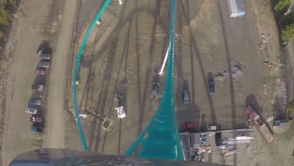 Fury 325 POV - test run for world's tallest giga coaster at Carowinds - Sputnik International