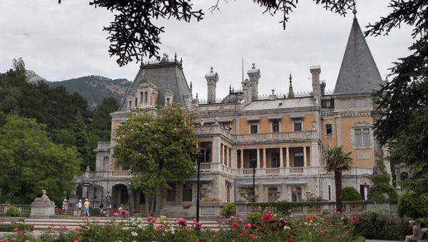 Massandra Palace in Crimea Massandra Palace in Crimea - Sputnik International