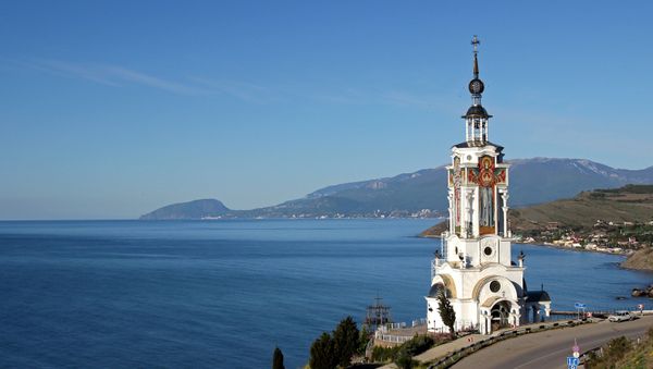 View of the St. Nicholas the Wonder Worker church/light house in the village of Malorechenskoye in the Crimea's Sudak District. - Sputnik International